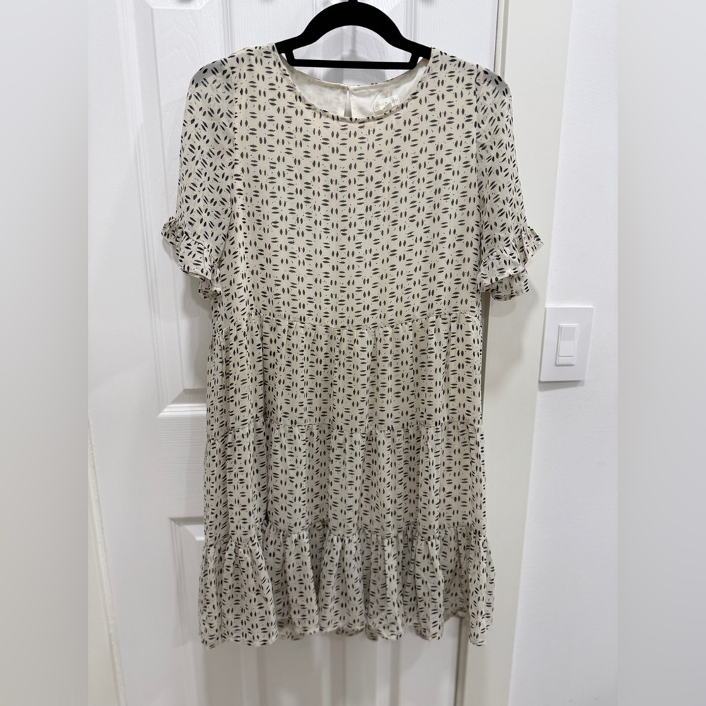 Pink Blush Maternity Ivory Printed Tiered Babydoll Dress Size S